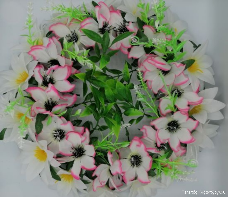 Στεφάνι με ψεύτικα λουλούδια -1